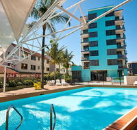 Aqualine Apartments On The Broadwater - Stayed