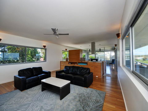 Architectural Design On The Beach - Stays Accommodation 0