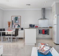 Ardross Short Stays - Stays Accommodation