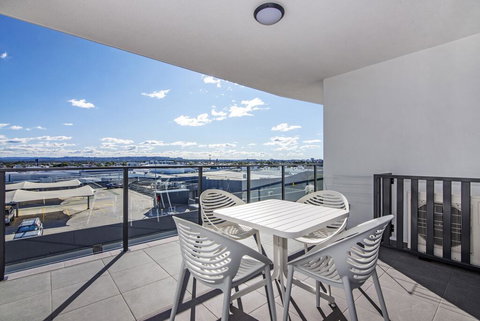 Arise Hedge - Stayed 1