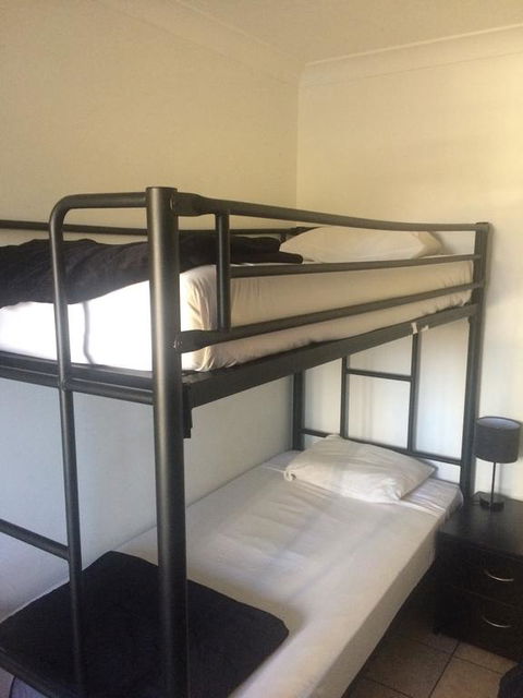 Arrival Lodge Bed & Breakfast - Stayed 1