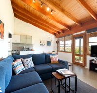 Art at Linden Gate - Stayed