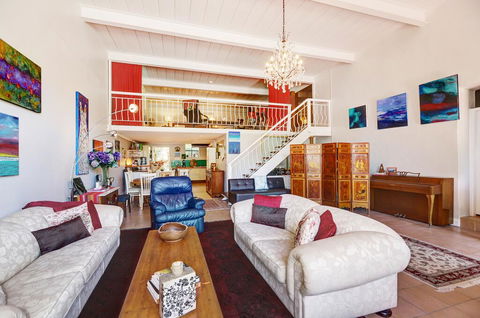 Arty Warehouse Apartment - Stroll To South Beach - Stays Accommodation 3