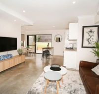 Ashburton Apartment - Stays Accommodation