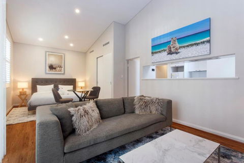 Luxury Modern Escapia - Stays Accommodation 0