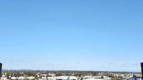 M-city Apartment - Executive Twin King Ensuites - Fully Equipped - Free Parking, Fast Wifi, Smart TV, Netflix, Complementary Drinks & Amenities - M-city Shopping Centre Clayton 3168 - Stays Accommodation 1