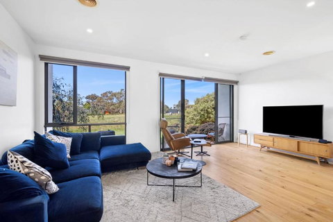 Magic Driftwood - Stays Accommodation 1