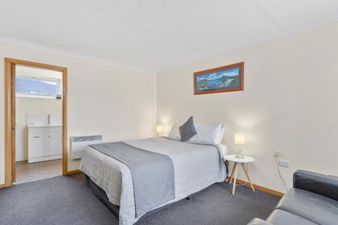 Martin Cash Motel - Stayed 0