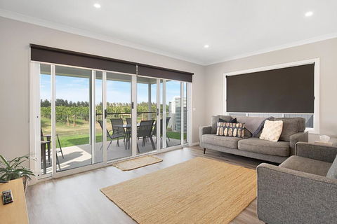 Milawa Vineyard Views - Guesthouse 1 - Stayed 3