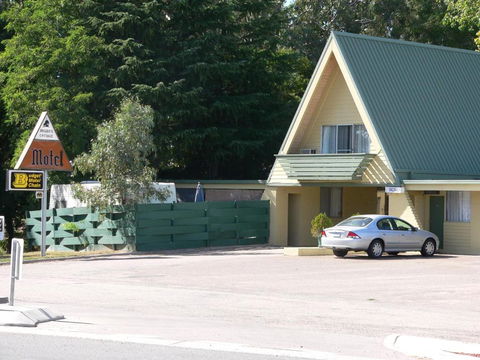 Millers Cottage Motel - Stays Accommodation 0