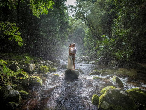 Misty Mountains Hideaway - Stays Accommodation 3