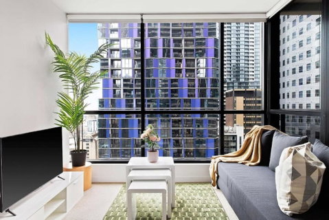 Modern 2BR Apt Next To Victoria Market City Views - Stayed 0