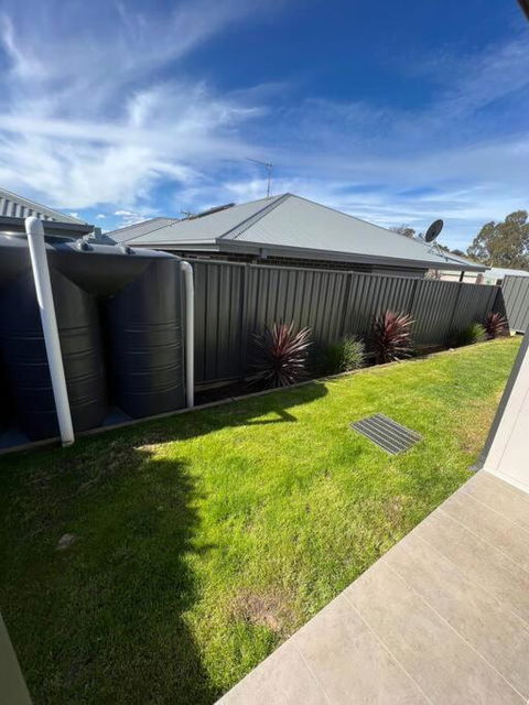 Modern Home Away From Home - Stayed 3