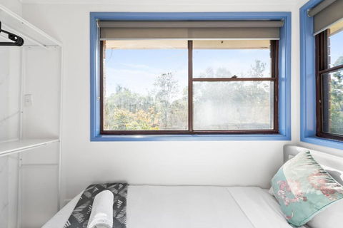 Modern Single Room - Nearby Stations & Eateries - Shared Bathroom - Stayed 1