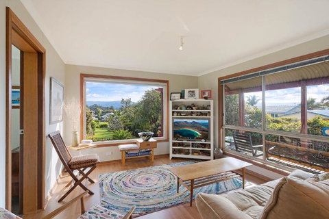 Monaro Cottage - Stays Accommodation 2