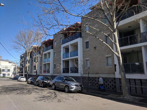 Nesuto Chippendale - Stayed 2