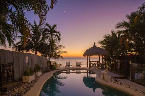 Mylara Beachfront Holiday Home - Stayed 0