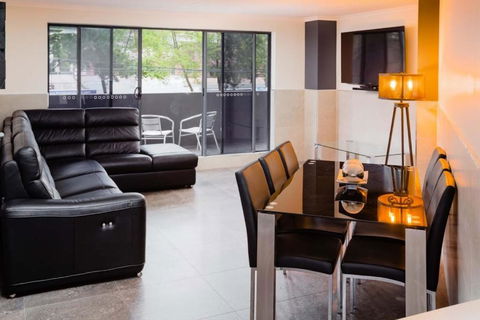 Nautilos On The Harbour - Stayed 2