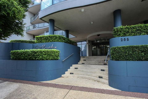 Nautilos On The Harbour - Stayed 0