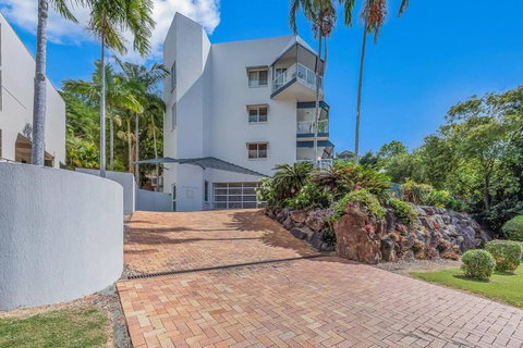 NEW! 2BR Whitsundays Oasis W/ Ocean Views - Stayed 3