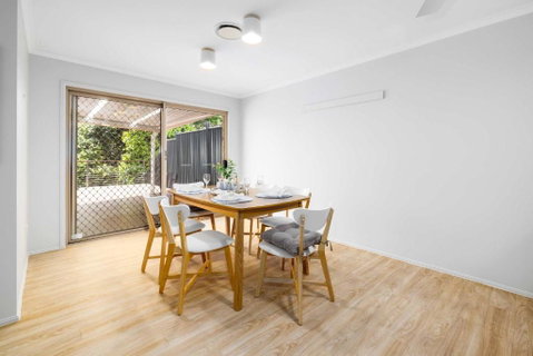 NEW 3BR Serene Creekside Retreat In Helensvale - Stays Accommodation 3