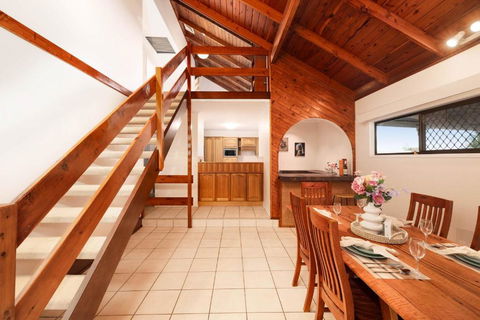 New 4BR Modern & Stylish Heritage Hideaway WiFi - Stayed 0