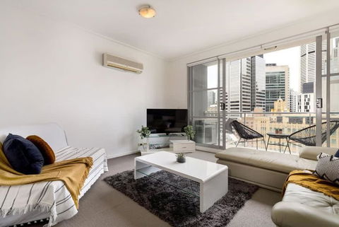 NEW! A Comfy & Stylish Apt Next To Darling Harbour - Stayed 1