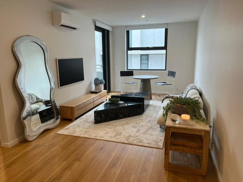 NEW BOUTIQUE 1bd Apt - Stayed 0
