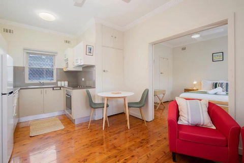 Newcastle Nook - Convenient Comforts In The CBD - Stayed 3