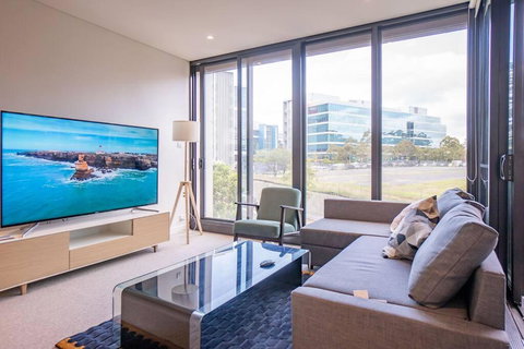 Next To Station Family & Friend Free Parking - Stays Accommodation 0