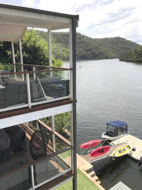 NINE At Berowra Waters, Luxury Waterfront With Hot Tub - Stayed 3