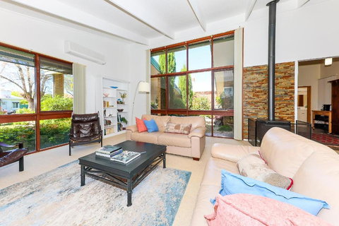 Nixon House - Stayed 3