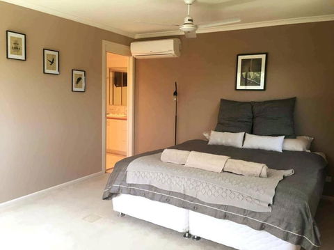 Noosa Hinterland Acreage Close To The Beach - Stayed 1
