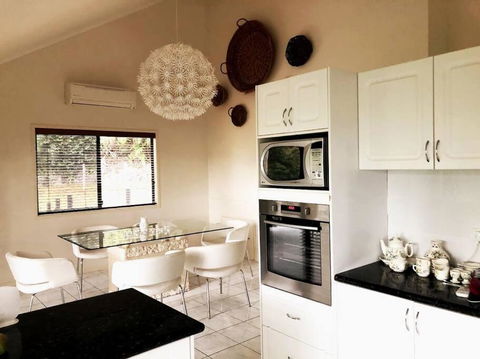 Noosa Hinterland Acreage Close To The Beach - Stayed 3