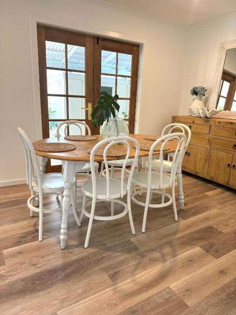 Noraville Hamptons Style Beach House - Stayed 2