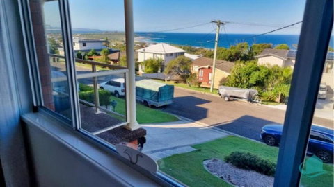 Ocean Blue On View - Stayed 1
