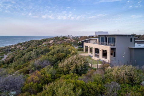 Oceanic I Private Properties - Stays Accommodation 0