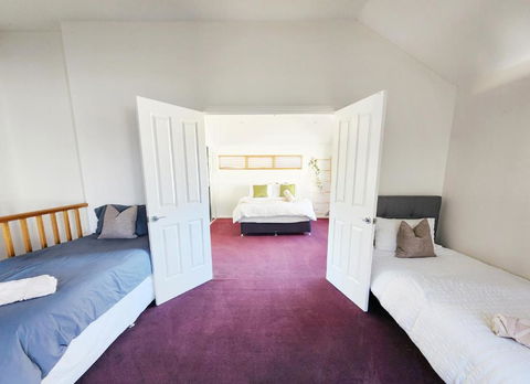 On The Beach, Kids & Pets Friendly - Stayed 3