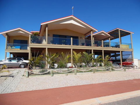 On The Deck @ Shark Bay - Stayed 3