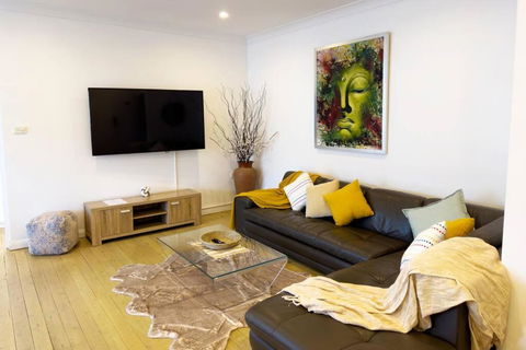On The Esplanade - Close To Beach & Cronulla Mall With Aircon - Stayed 1