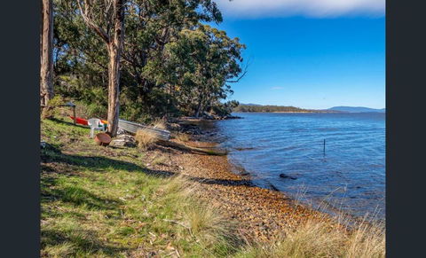 On The Huon River - Stayed 1