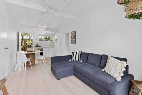 PA2 Stunning Sunshine Beach Apt Pets Welcome - Stayed 0