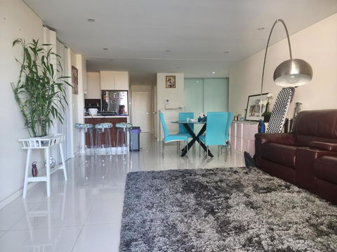 Parramatta Shared Apartment - Stays Accommodation 3