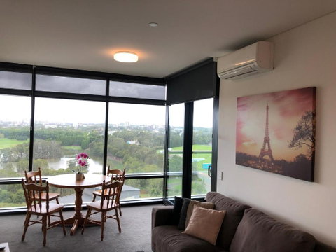 Parkview Modern Apartment W Parking @ Olympic Park - Stayed 2