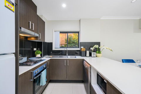 Parramatta New 2Bedroom Apt Close To TrainShoping - Stays Accommodation 3