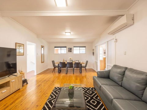 Peaceful 3Beds Affordable Home Near BNE Airport - Stayed 2