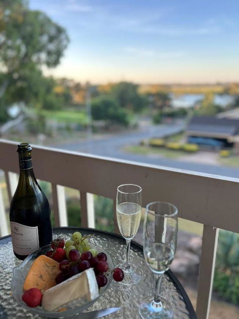 Pelican Retreat - Corporate / Tradie / Family - Stayed 3