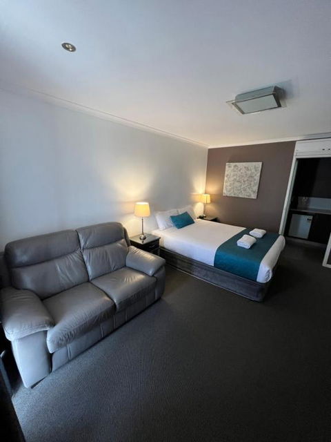 Pevensey Motor Lodge - Stayed 3