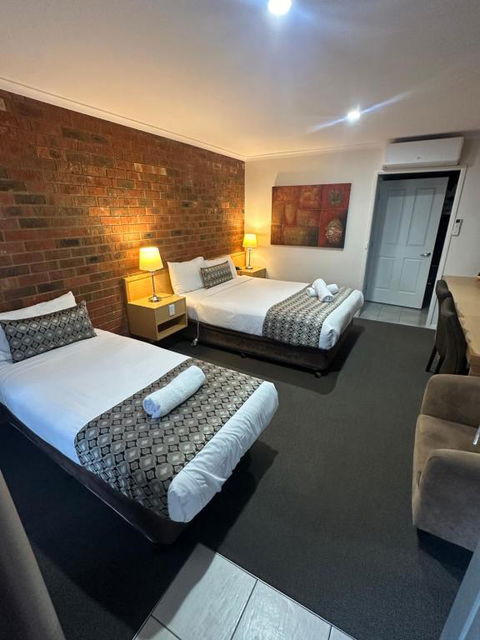 Pevensey Motor Lodge - Stayed 1