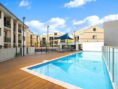 Play & Stay On Hay - Sleeps 2 Or 4 - Stayed 2